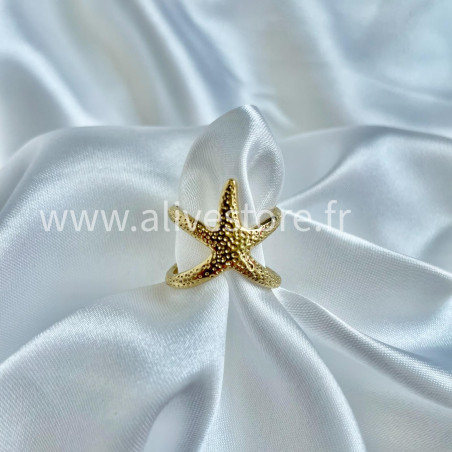Bague Ona - étoile de mer dorée ajustable | ALIVE STORE