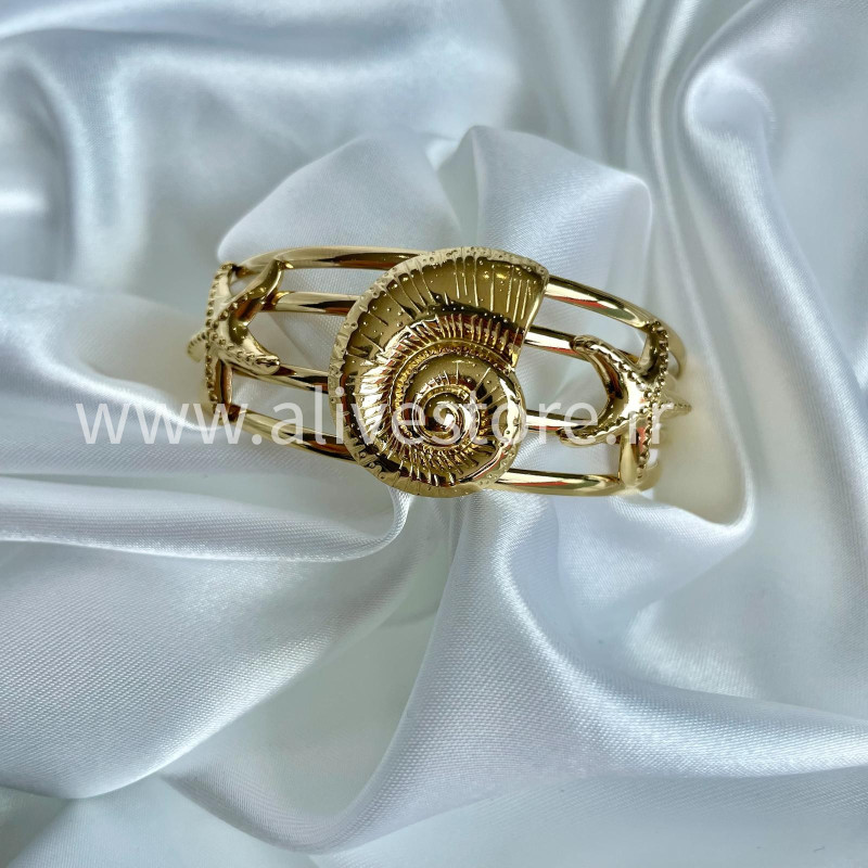 Bracelet Néria - jonc doré coquillage & étoile acier inoxydable | ALIVE STORE