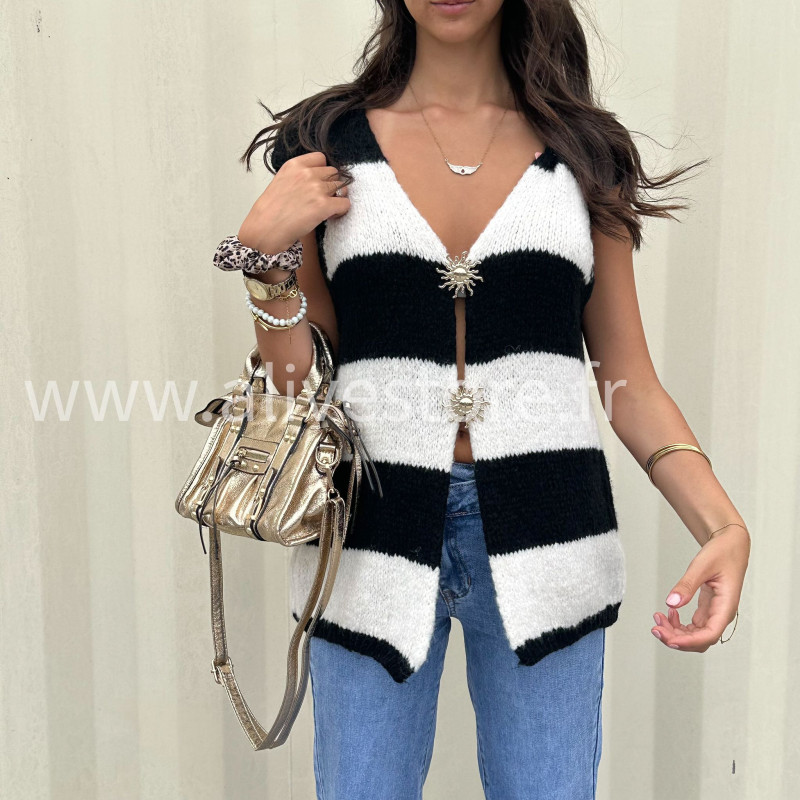 Gilet rayé noir et blanc femme – tendance automne – ALIVE STORE