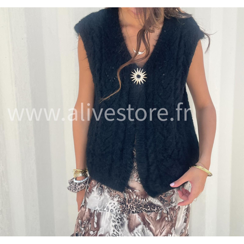Gilet Isla femme – disponible en gris, marron, rose et noir – ALIVE STORE