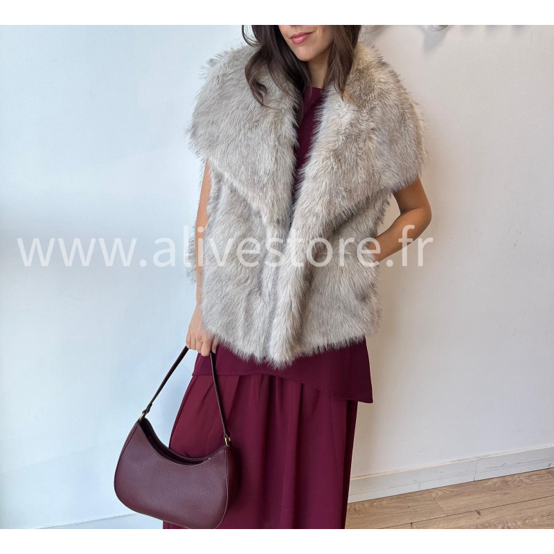 Veste Lia sans manches en fausse fourrure – gris ou noir | ALIVE STORE