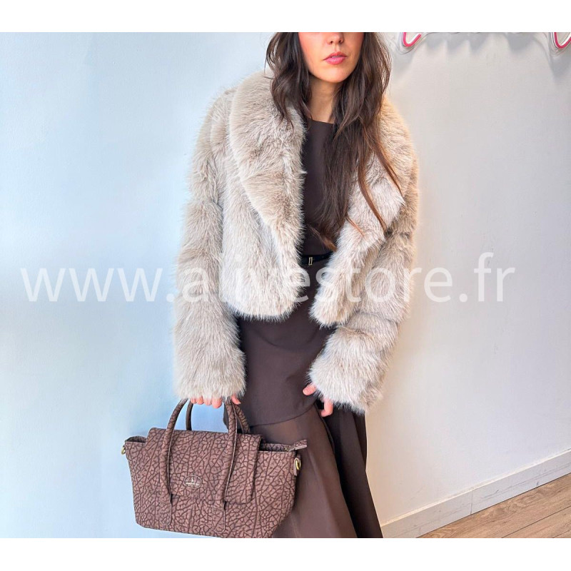 Veste Mia courte en fausse fourrure – beige ou noir | ALIVE STORE