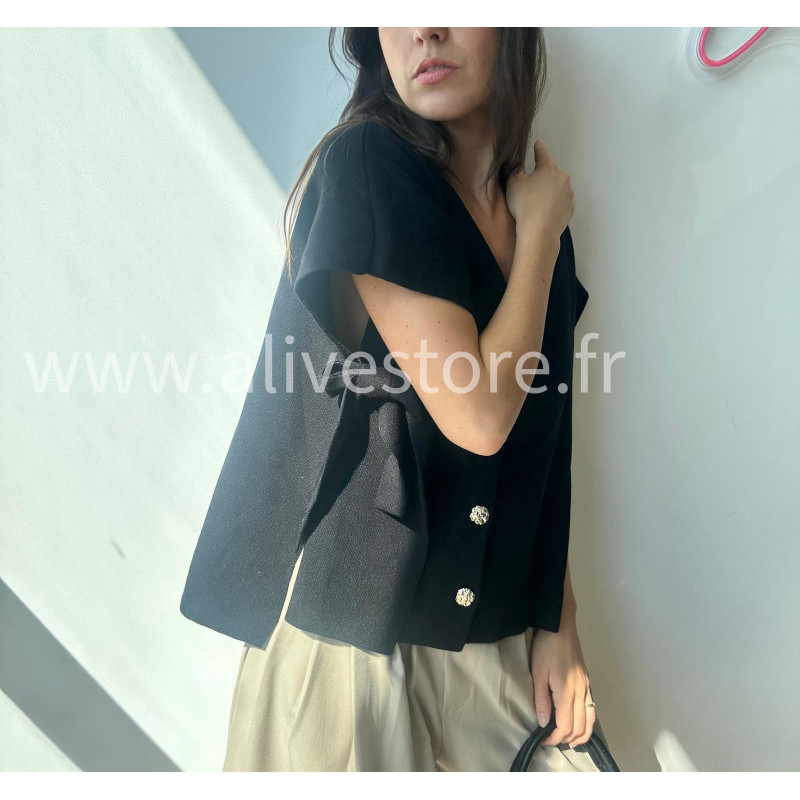 Gilet sans manches Léana avec nœuds latéraux – blanc, beige, marron, bordeaux, noir – ALIVE STORE