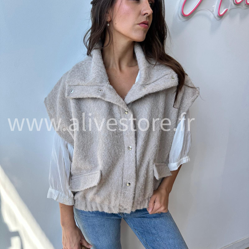 Gilet Alessia sans manches – taupe ou noir – ALIVE STORE