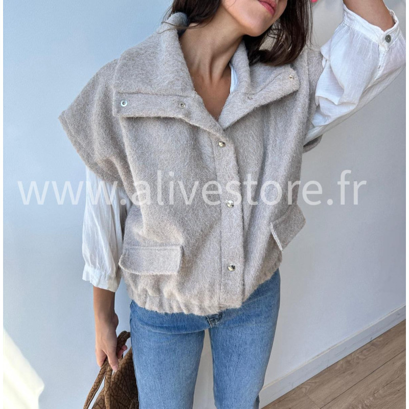 Gilet Alessia sans manches – taupe ou noir – ALIVE STORE