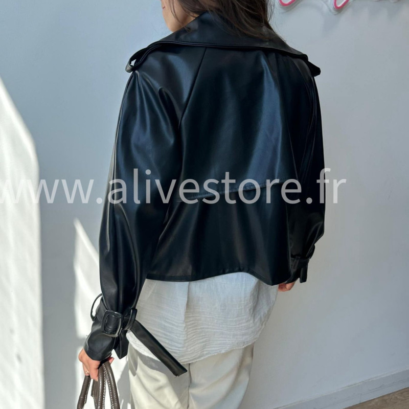 Veste Emilia en similicuir – marron ou noir – ALIVE STORE