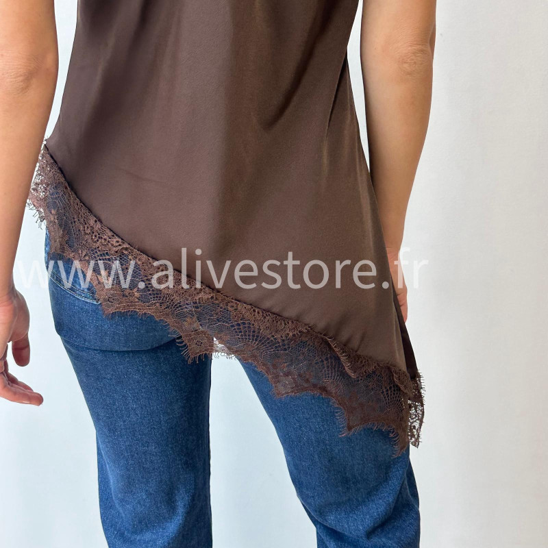 TOP GIULIA BEIGE DENTELLE ASYMÉTRIQUE – ALIVE STORE