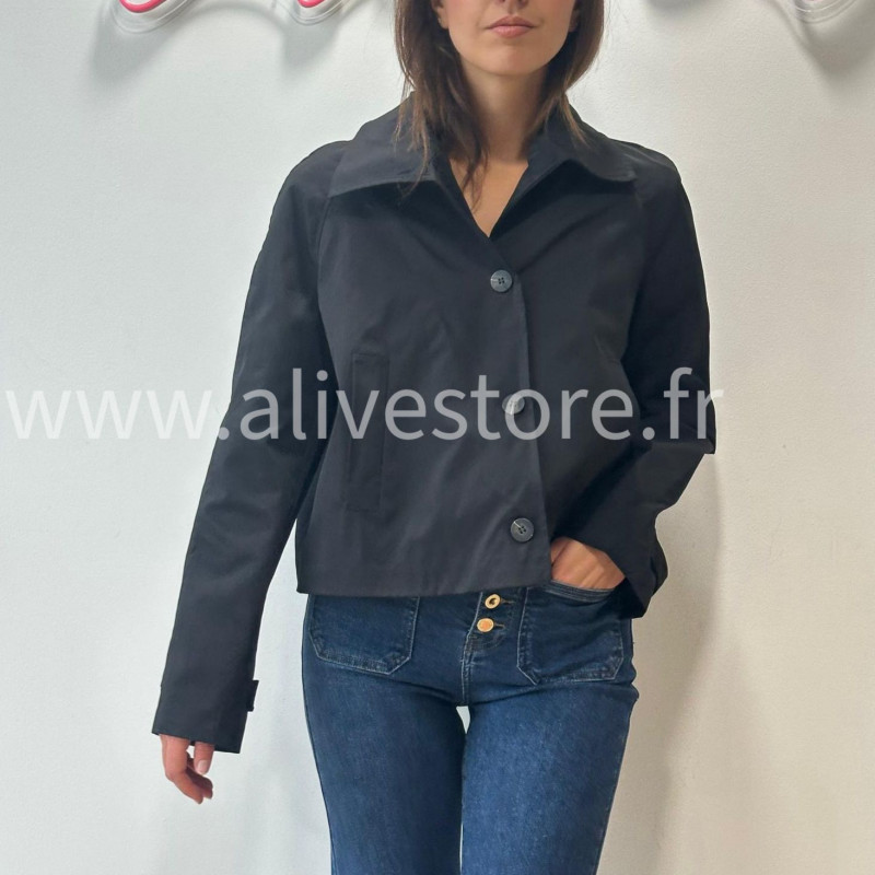 VESTE ROMY BEIGE COURTE CLASSIQUE – ALIVE STORE