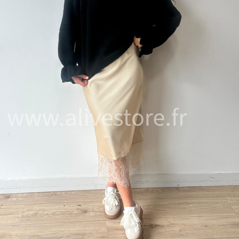 JUPE LUNA BORDEAUX SATIN DENTELLE – ALIVE STORE