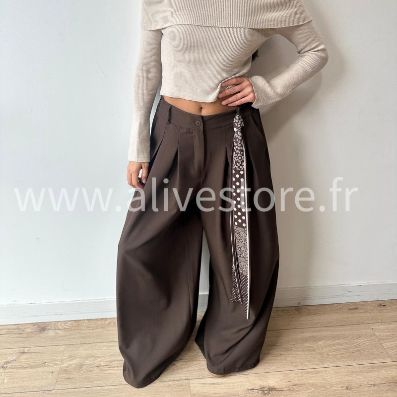 PANTALON LOU LARGE BEIGE AVEC FOULARD – ALIVE STORE