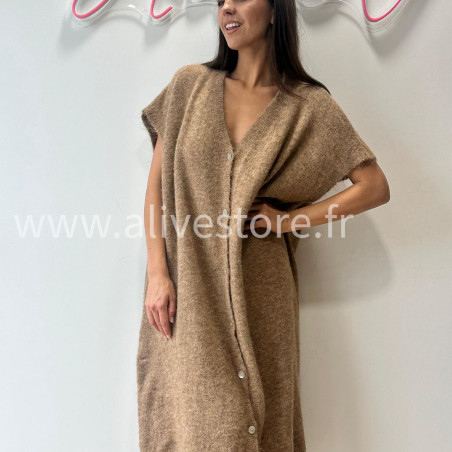 ROBE NOA DOUCE BEIGE CAMEL LONGUE – ALIVE STORE