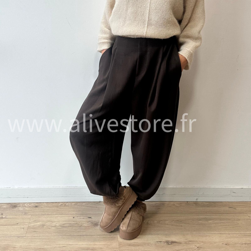 PANTALON INES LARGE BAS SERRÉ TAUPE – ALIVE STORE