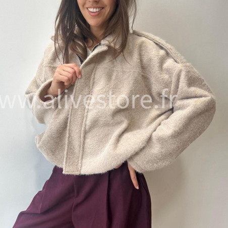 VESTE EMMY DOUCE BEIGE ZIPPÉE – ALIVE STORE