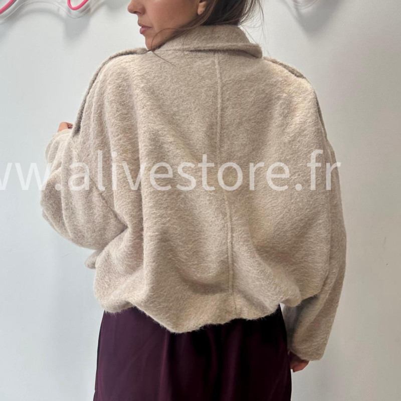 VESTE EMMY DOUCE BEIGE ZIPPÉE – ALIVE STORE