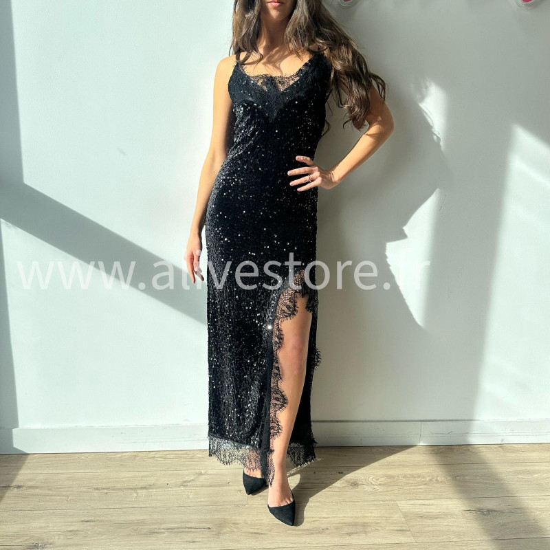 ROBE LONGUE SEQUINS BORDEAUX FÊTES – ALIVE STORE