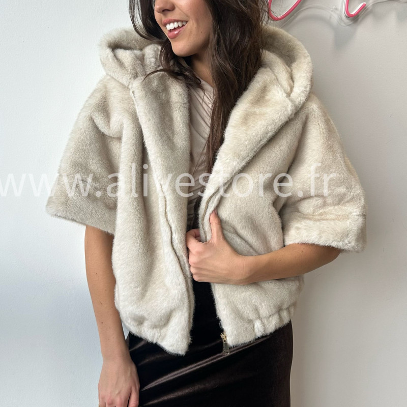 FOURRURE ALBA CAPUCHE BEIGE HIVER – ALIVE STORE