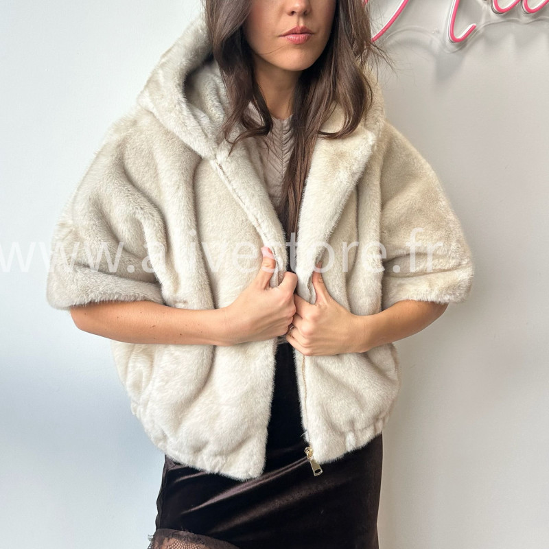 FOURRURE ALBA CAPUCHE BEIGE HIVER – ALIVE STORE