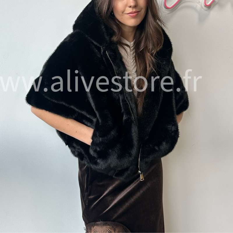 FOURRURE ALBA CAPUCHE BEIGE HIVER – ALIVE STORE