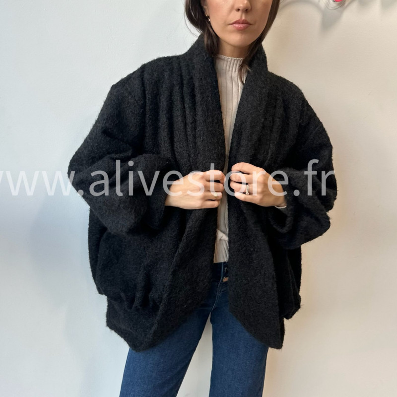 Veste Naya oversize effet fourrure femme – Alive Store