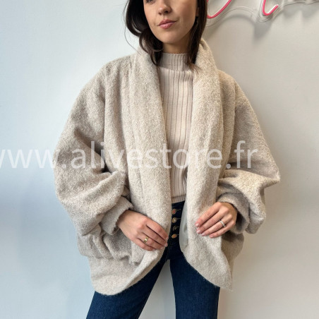 Veste Naya oversize effet fourrure femme – Alive Store