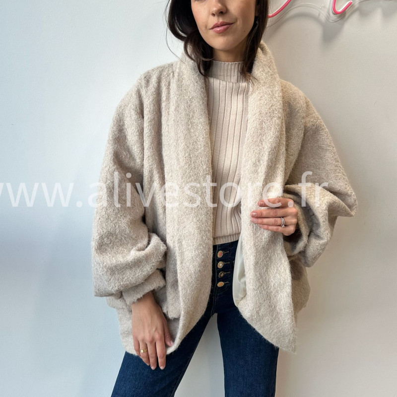 Veste Naya oversize effet fourrure femme – Alive Store